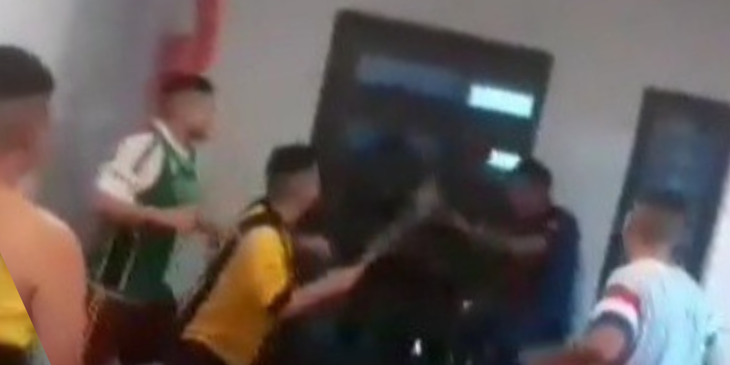 PELEA INSTERNOS ALCAIDÍA