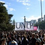 Docentes y nodocentes de la UNLP paran este jueves 15 y marchan al Congreso