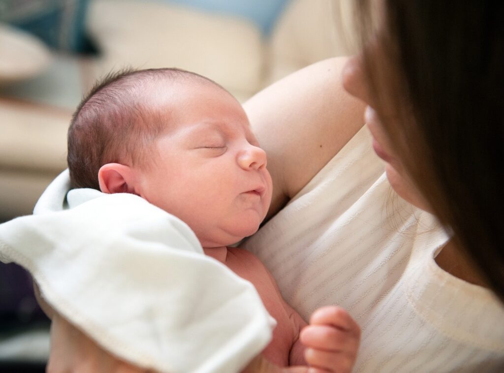 DIA DE LA MADRE BEBE