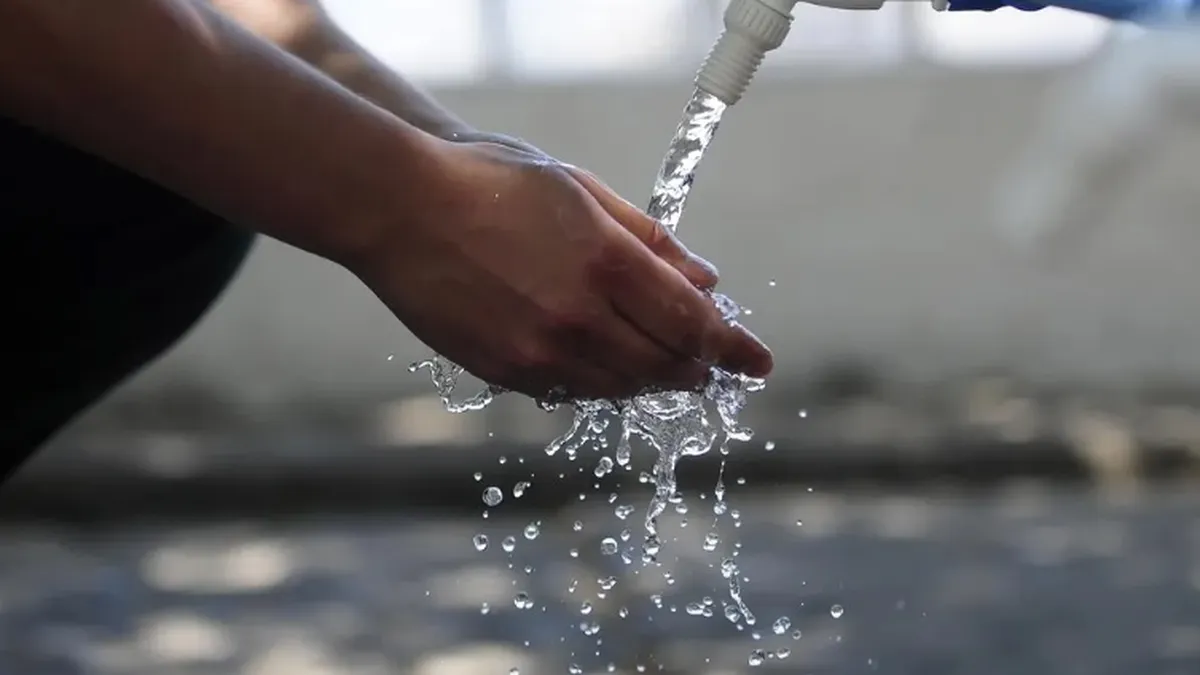 ABSA eleva las tarifas del agua y cloacas hasta un 100% en enero y ...