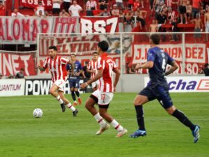 Estudiantes avanza de ronda en la Copa Argentina
