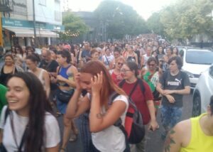 MARCHA ANTIFACISTA ANTIRRACISTA (2)