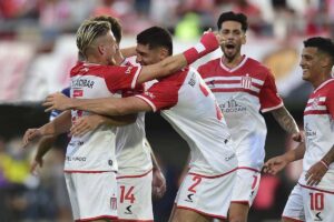 festejo gol de estudiantes lp