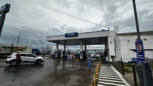 ESTACÓN DE SRVICIO YPF RUTA 2 KM 60