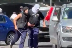 pelea-barras-sindicalistas