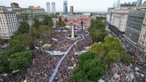 plaza-de-mayo-marcha
