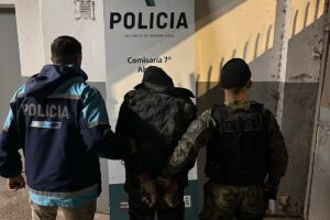 ARRESTADO EN PERSECUCIÓN ROBO (2)