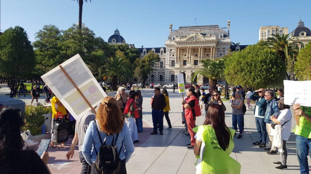 ASAMBLEAS DE INUNDADOS 2 DE ABRIL PARQUE RECREATIVO PARA LOS HORNOS (2)