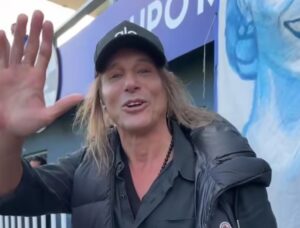 CLAUDIO CANIGGIA EN EL BOSQUE