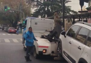 MUJER-ATRINCHERADA-LA-PLATA