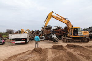 AUTOS COMPACTADOS - PREDIO LOGISTICO