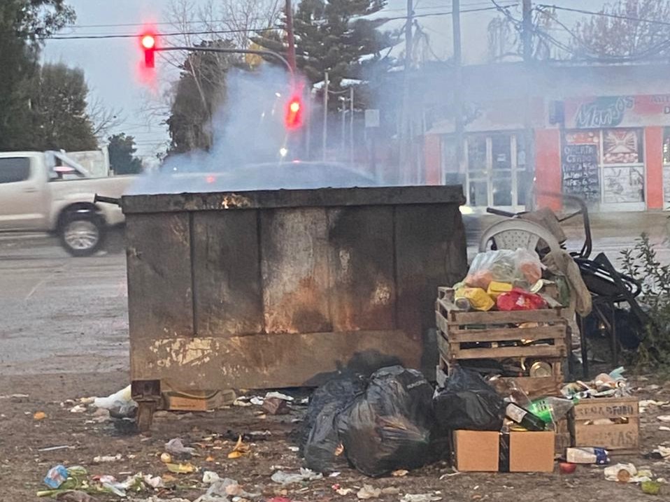 BASURAL 44 Y 220