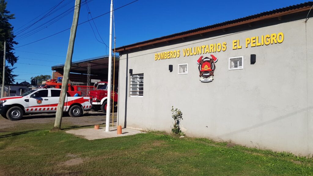 BOMBEROS EL PELIGRO