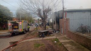 BOMBEROS INCENDIO VILLA ELVIRA