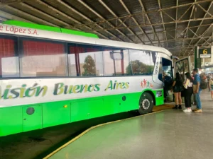 MISION BUENOS AIRES - MICRO - TRANSPORTE -TERMINAL LA PLATA