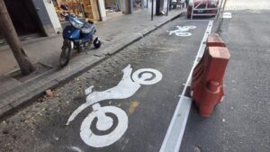 CARRIL EXCLUSIVO MOTO