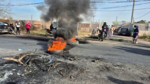 CORTE CALLE - FALTA DE LUZ 173 y 524