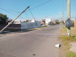 POSTE 140 ENTRE 57 Y 58