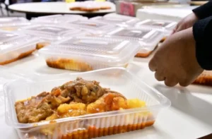 SOLIDARIDAD ASISTENCIA PLATO CALIENTE