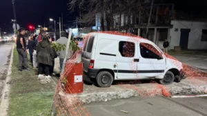 calle en obra av 44 y 136