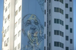 mural papa francisco 2