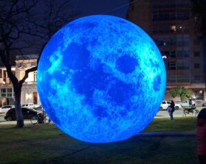 53 entre 1 Y 2 LUNA GIGANTE -