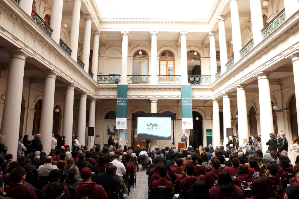 UNLP 120 AÑOS