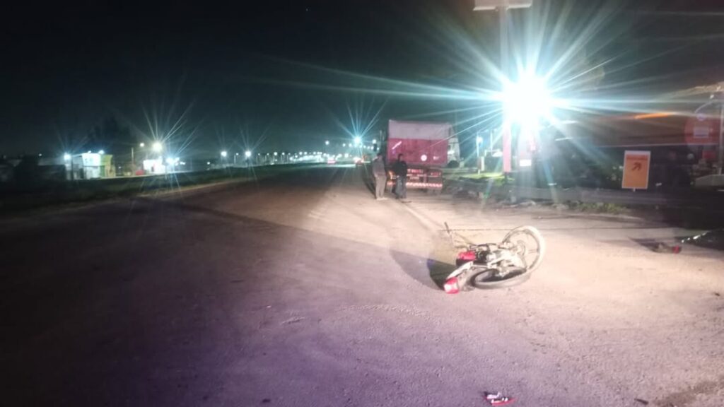 motociclista de 20 años murió tras chocar con una camioneta en Ruta 2