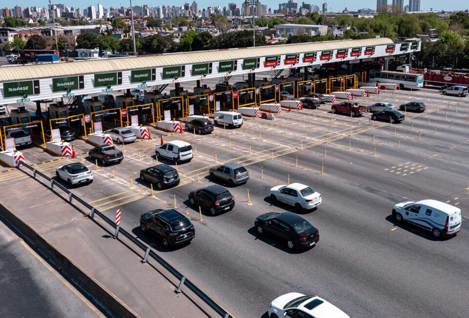 Autopista-Buenos-Aires-La-Plata-PEAJE