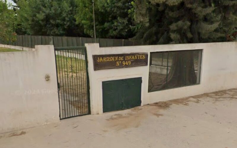 FRENTE JARDÍN 949 52 Y 235