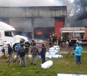 INCENDIO EMPALME RUTA 2 Y 36