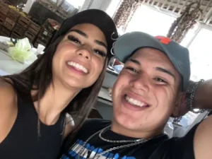 daniela-celis-thiago-medinajpg