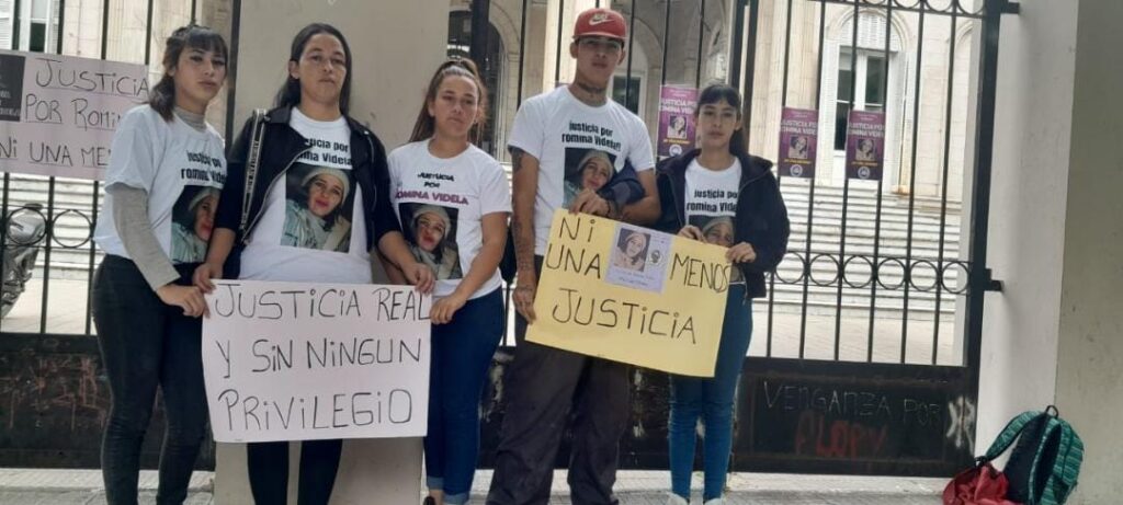MARCHA-TRIBUNALES-CALLE-8-ROMINA-VIDELA