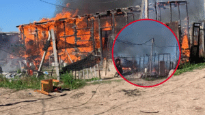 INCENDIO EN 156BIS Y 50 LISANDRO OLMOS