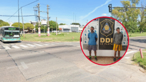 DOS DETENIDOS EN AV 31 ENTRE 60 Y 61