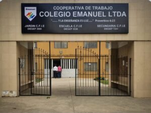 COLEGIO EMANUEL FRENTE