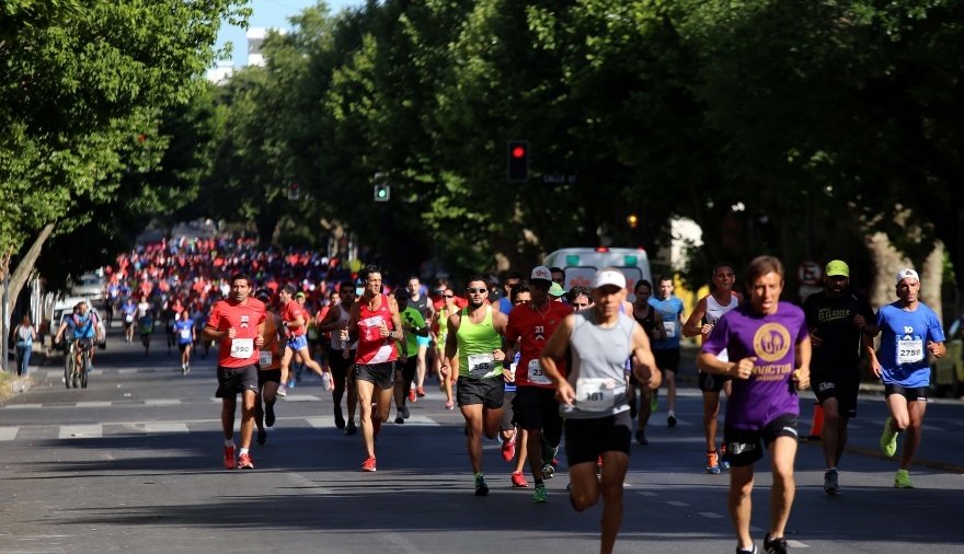 CRUZ ROJA CORRE 2025