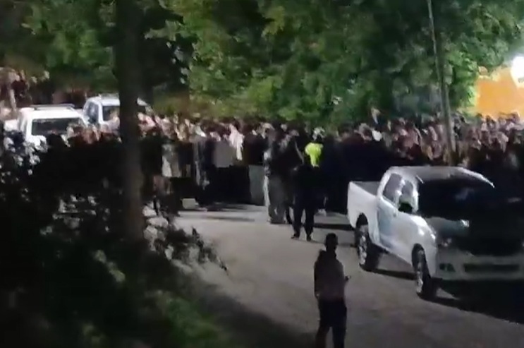 fiesta-club-defensa-reclamo-vecinal-