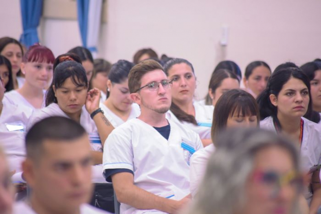 ENFERMERIA-PRE-INSCRIPCION-ESCUELA-FLOREAL-FERRARA-SALUD