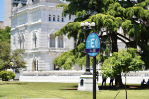 ESTACIONAMIENTO-MEDIDO