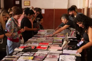 FERIA-LIBRO-DDHH-PASAJE-DARDO-ROCHA