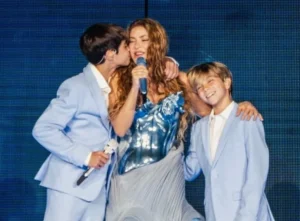 Shakira-y-sus-hijos-recital-velez