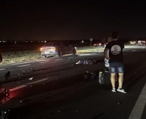 CHOQUE-RUTA-2-MOTOCICLISTA-AUTO