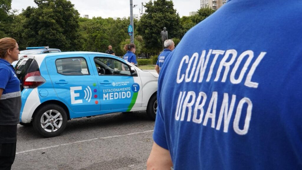 ESTACIONAMIENTO MEDIDO