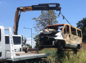 DEMOLICIÓN DE AUTOS