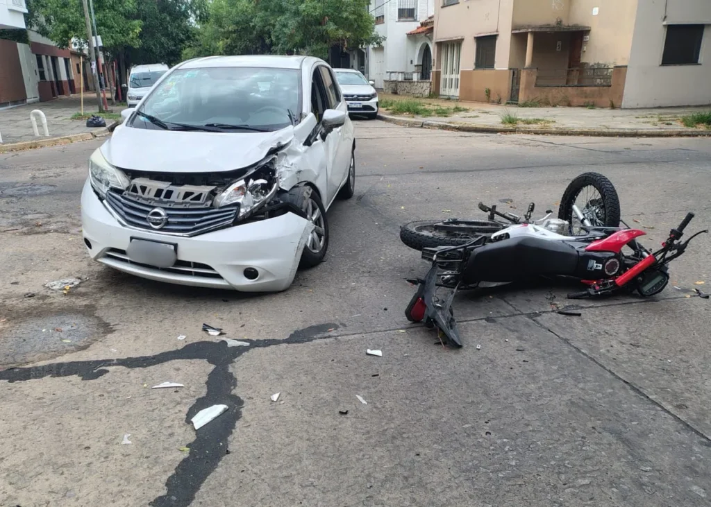 CHOQUE-MOTOCICLISTA-GRAVEMENTE-HERIDO