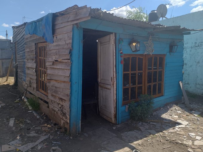 MUJER SIN VIDA EN SU CASA