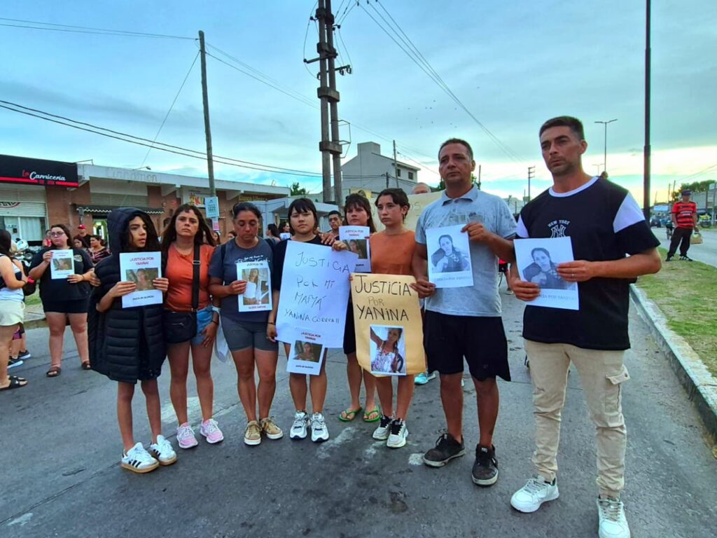 TERCERA MARCHA POR YANINA CORREA (1)