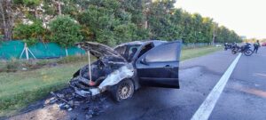 incendio de auto ruta 2 km 48 (3)