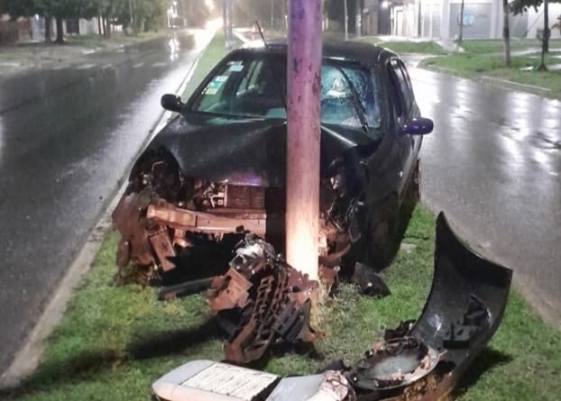 ACCIDENTE-AUTO-LOS-HORNOS